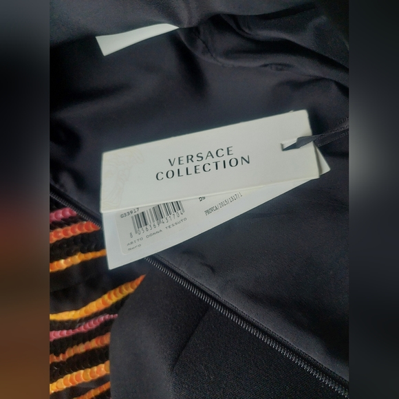 Versace collection dress. - Picture 11 of 11